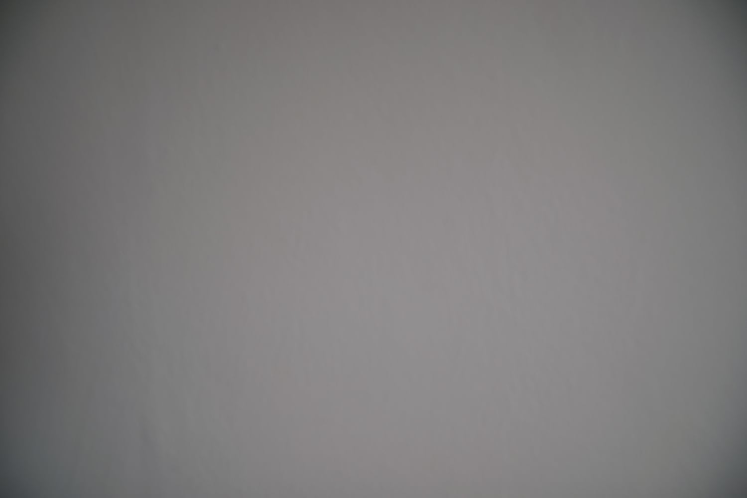 Vignetting and Colour Shift of the NiSi ND1000 filter on a plain white background